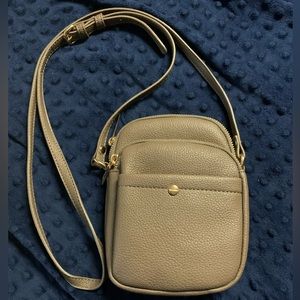 Women’s Crossbody